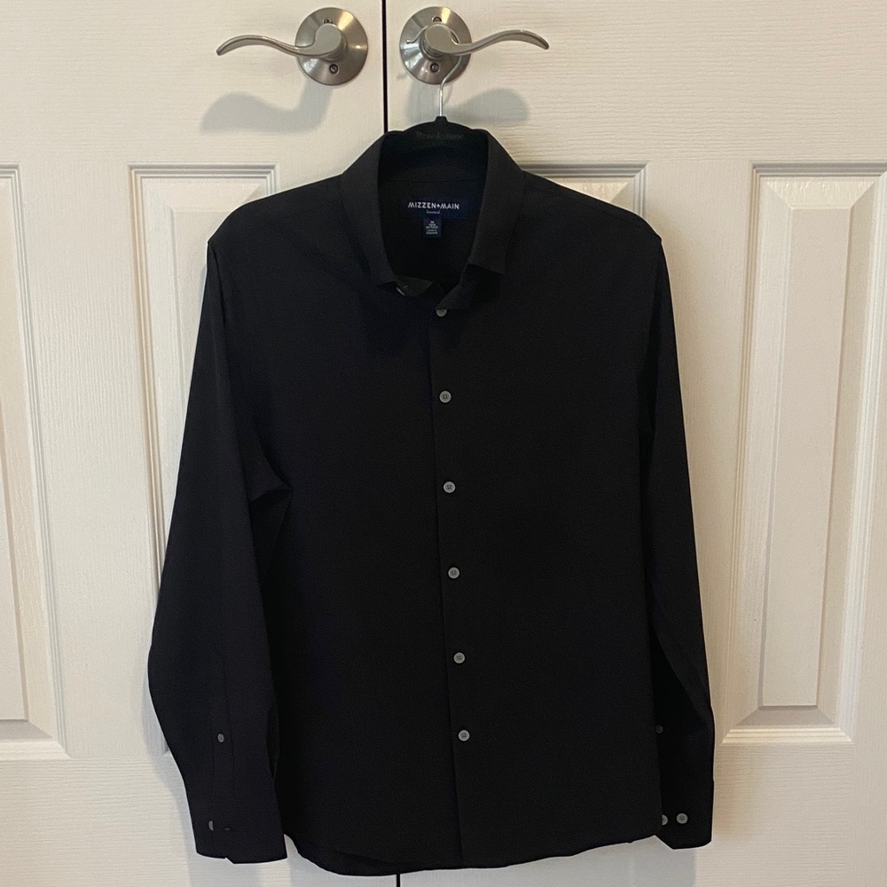 Mizzen+Main Leeward No-Tuck Medium Trip Black Long-Sleeve Dress Shirt